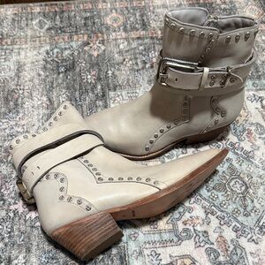 Free people leather Studded Beige Ankle Boots
